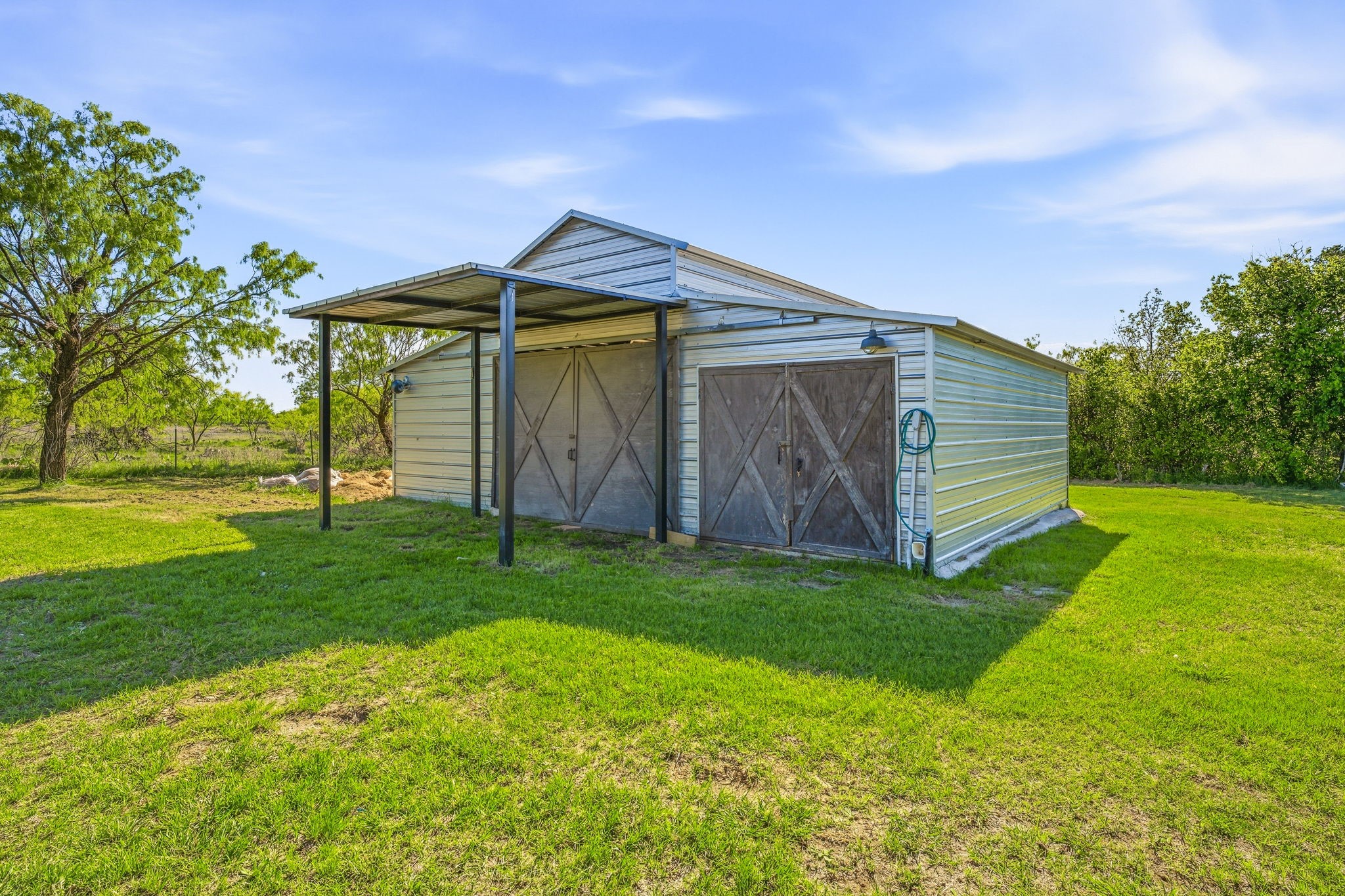 2997 County Road 339 Early TX 76802