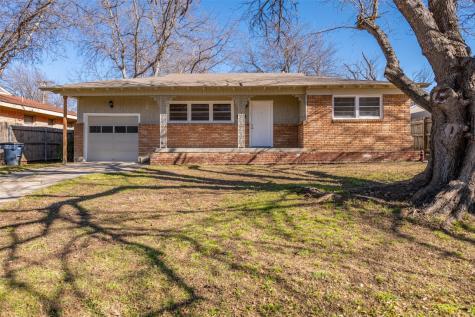 2401 Emily Drive Fort Worth TX 76112