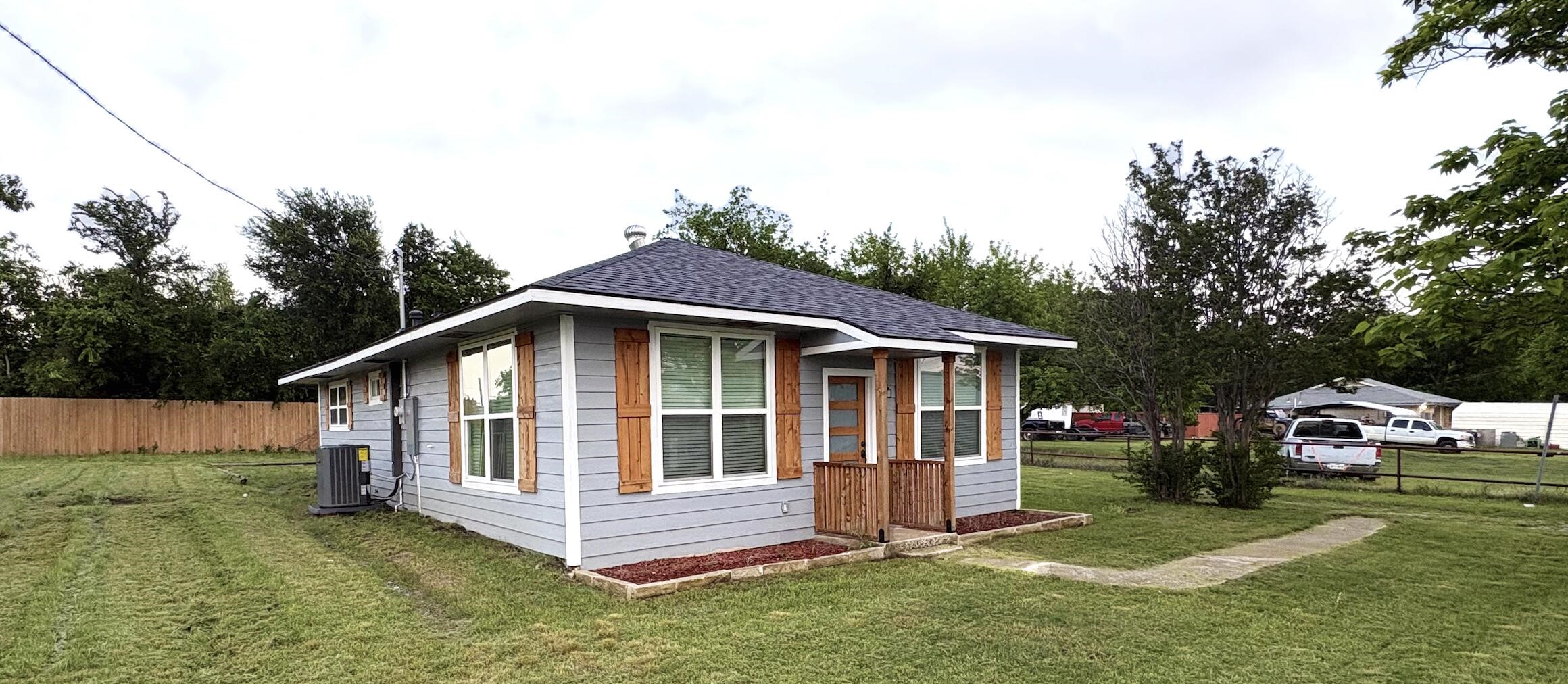 3450 Juanita Drive Denison TX 75020