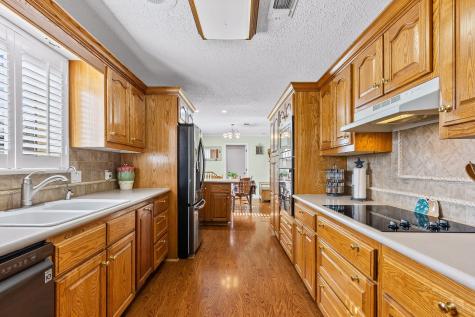 1115 36th Street NE Paris TX 75462