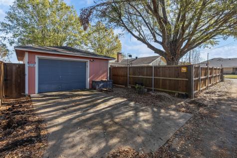 1115 36th Street NE Paris TX 75462