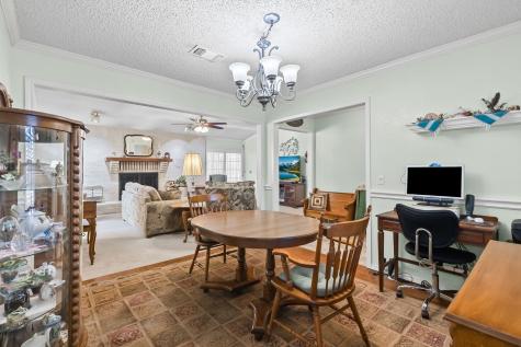 1115 36th Street NE Paris TX 75462