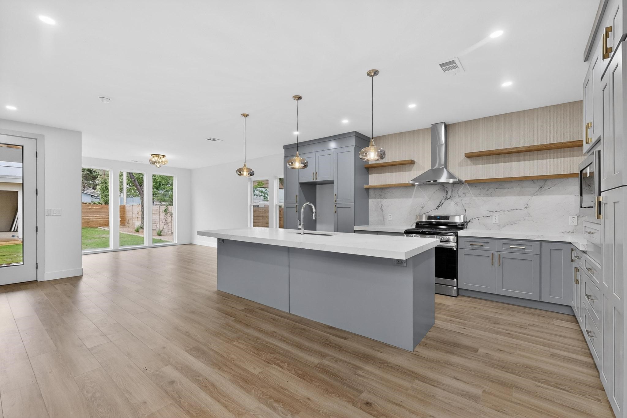 514 S Marlborough Avenue Dallas TX 75208