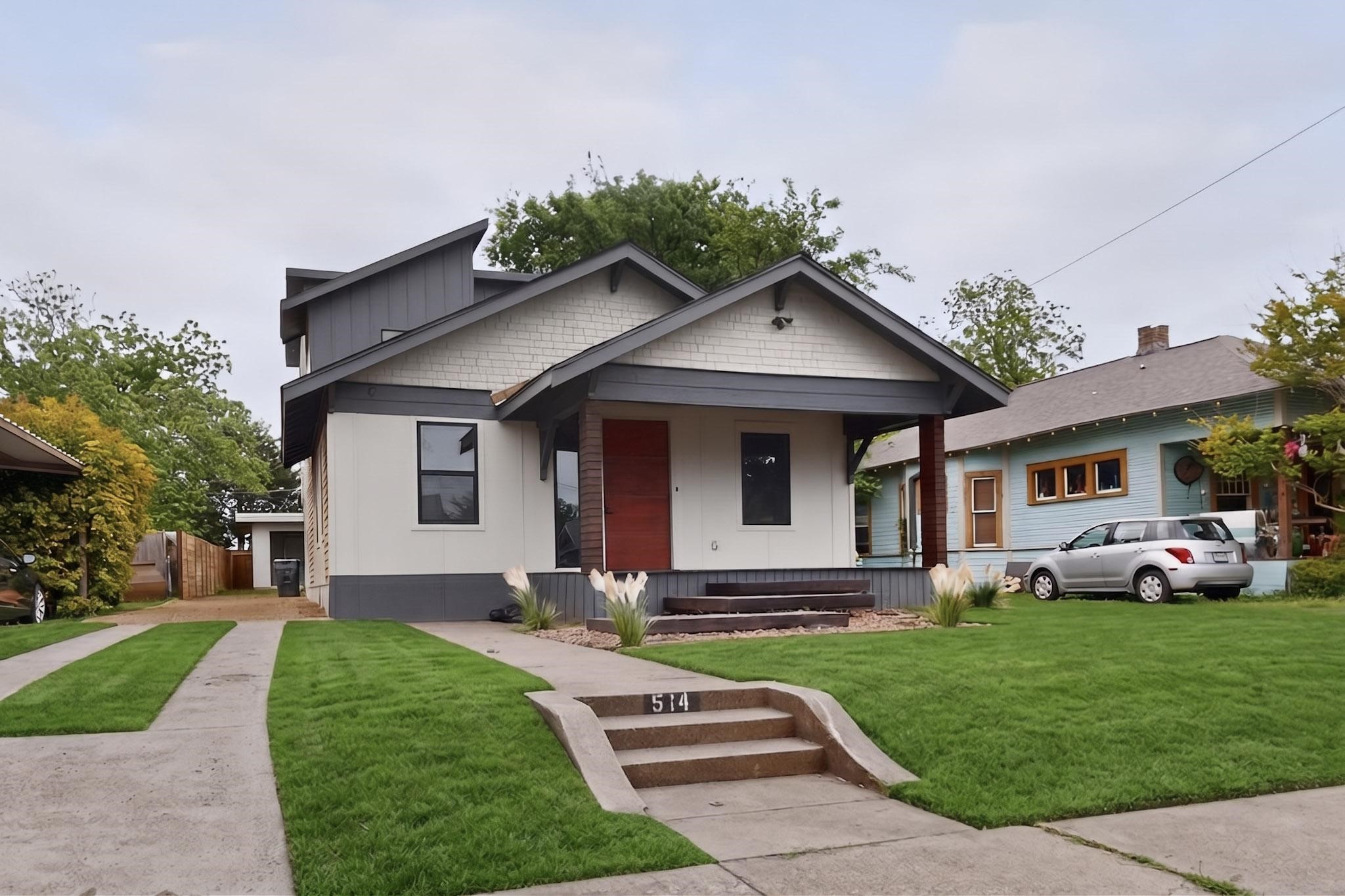 514 S Marlborough Avenue Dallas TX 75208