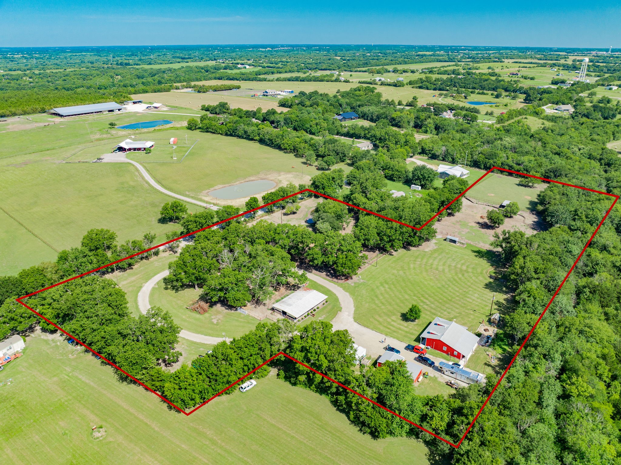1047 County Road 5025 Leonard TX 75452