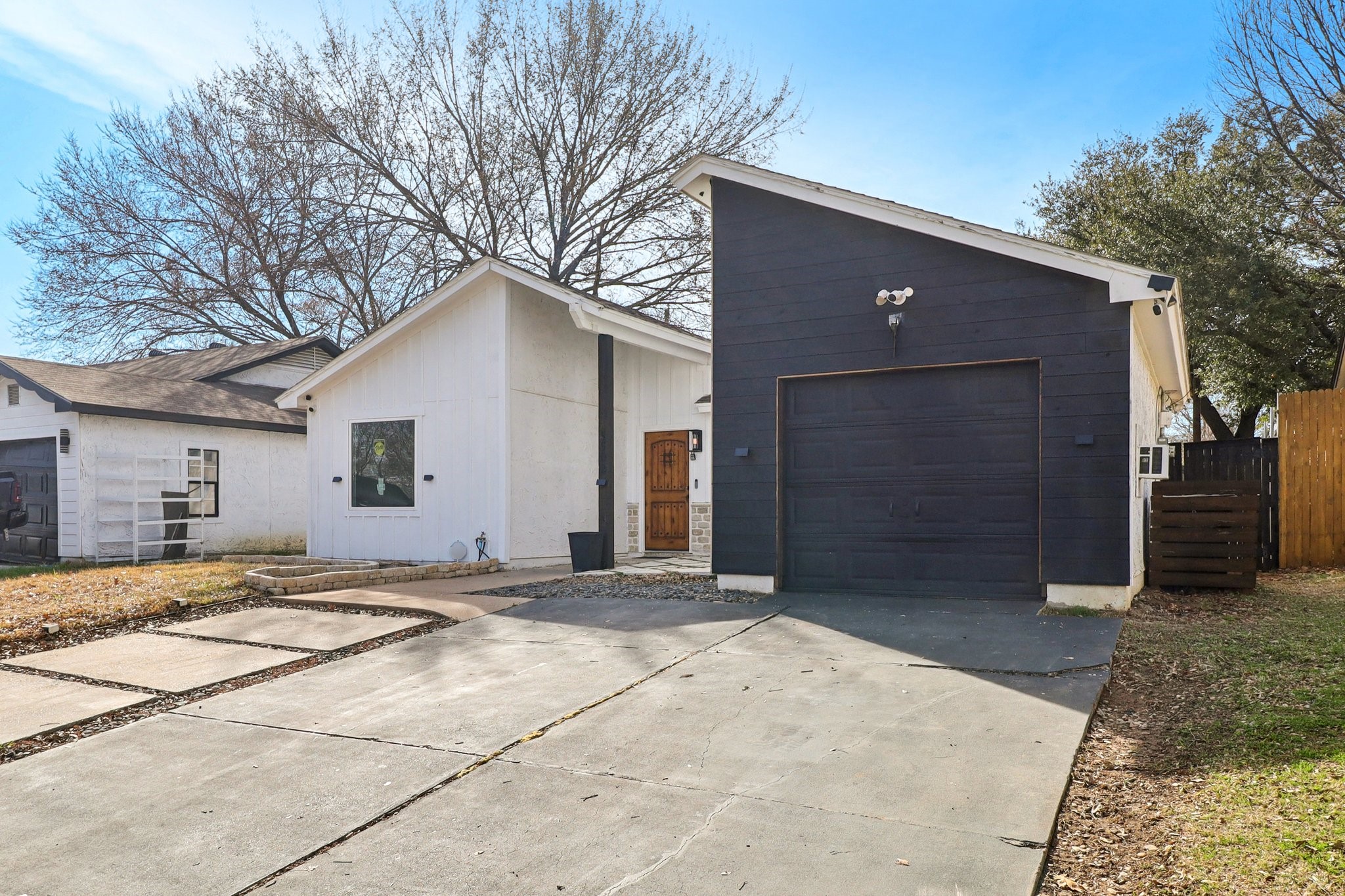 5502 Safari Trail Arlington TX 76018