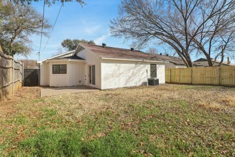 5502 Safari Trail Arlington TX 76018