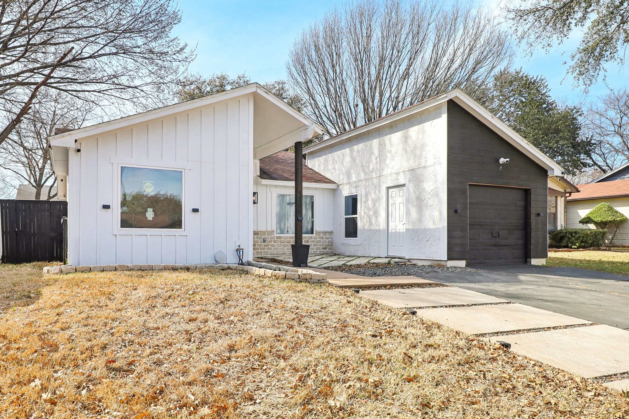 5502 Safari Trail Arlington TX 76018