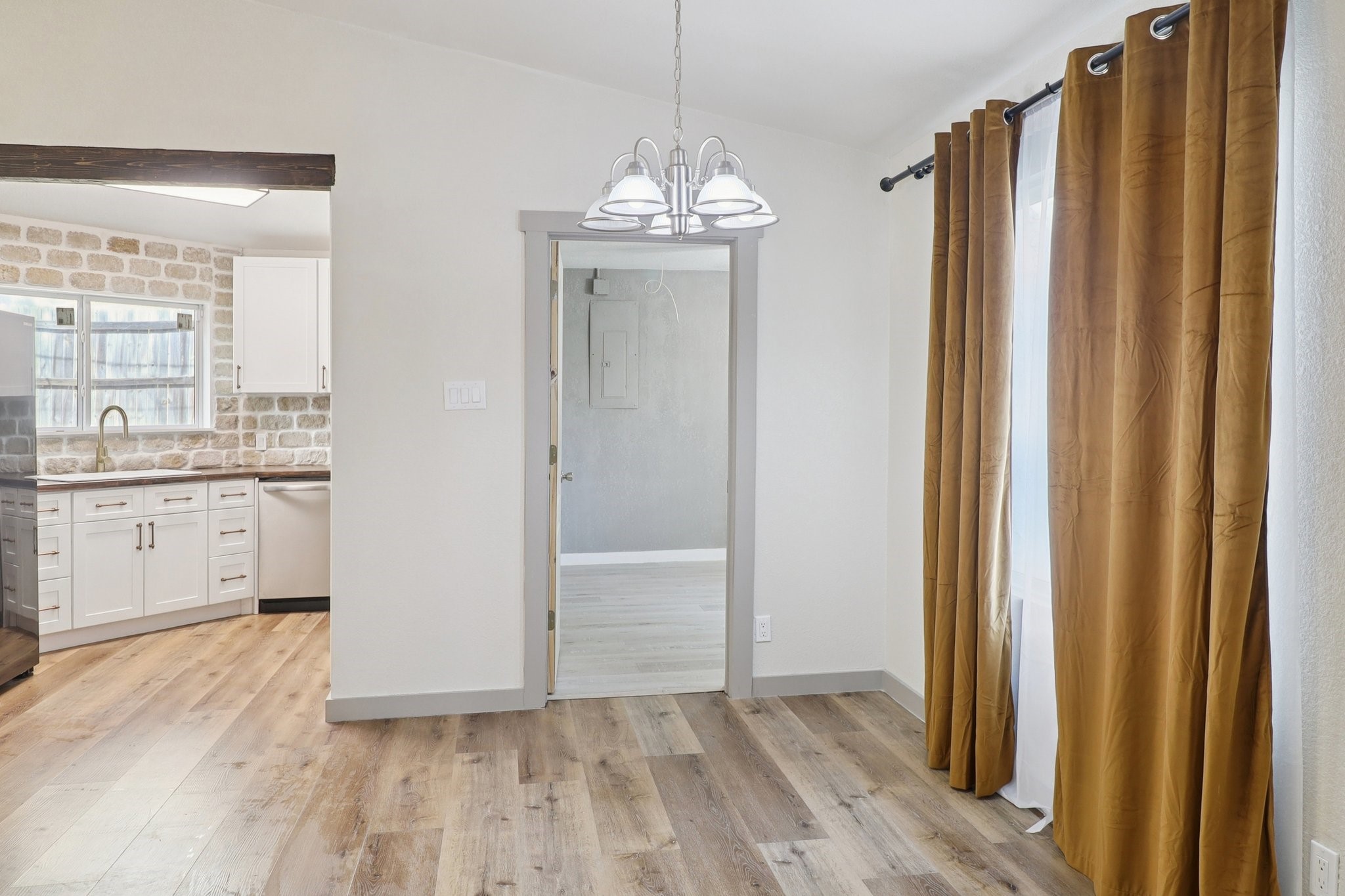 5502 Safari Trail Arlington TX 76018