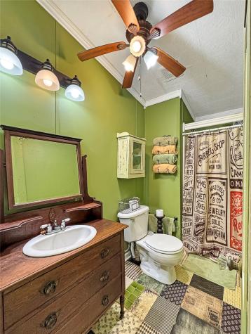 1791 County Road 3855 Poolville TX 76487