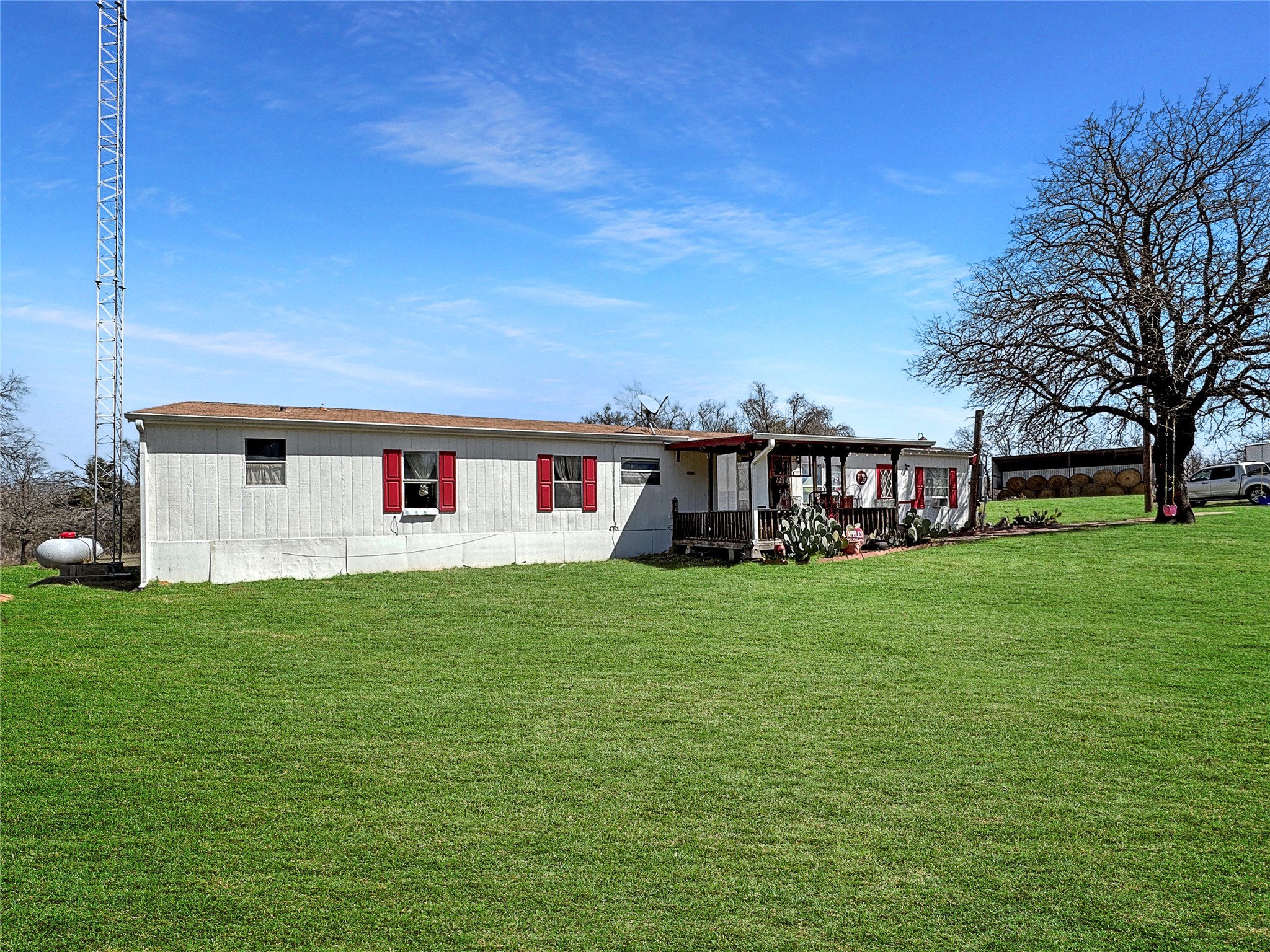 1791 County Road 3855 Poolville TX 76487