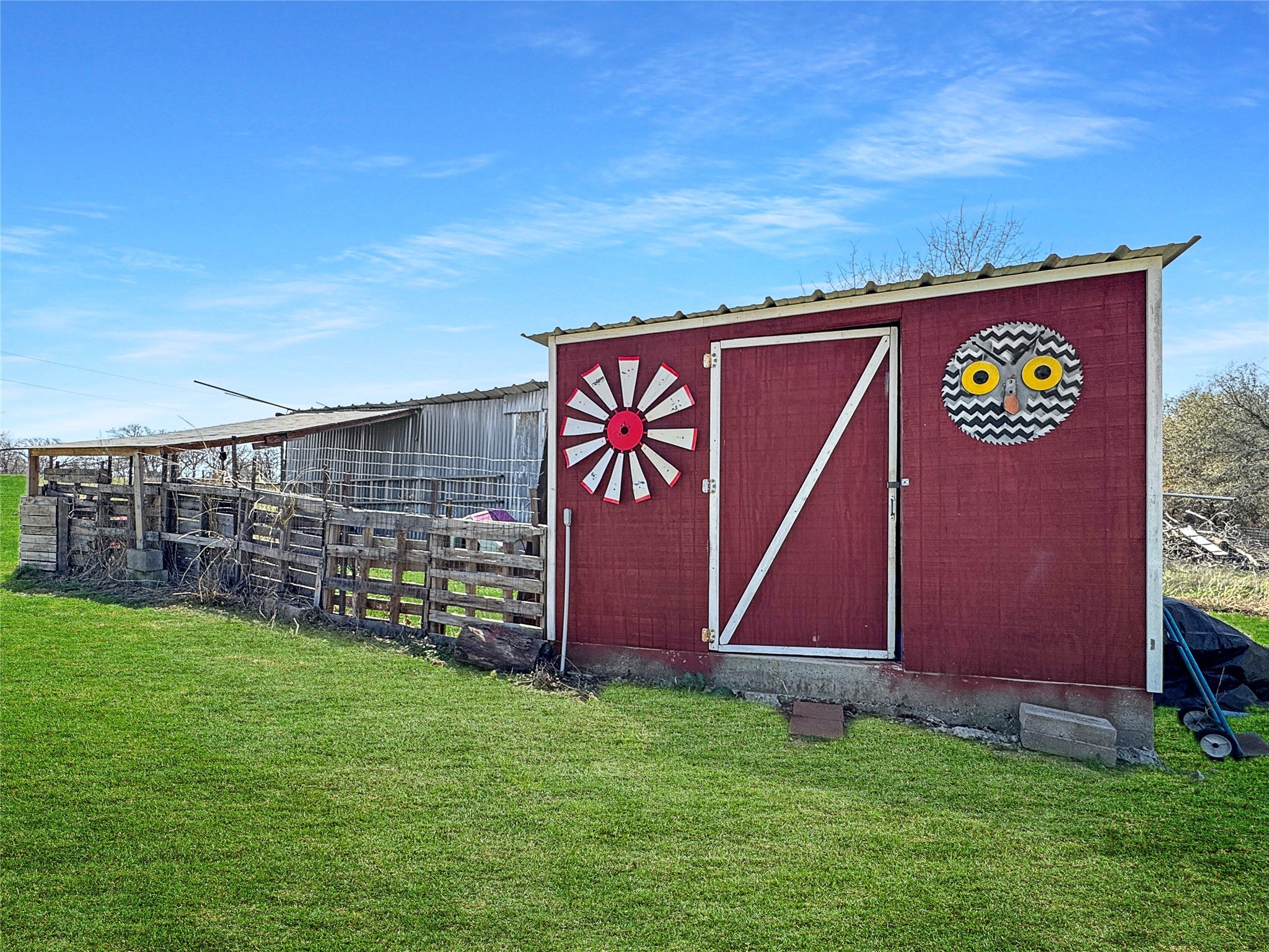 1791 County Road 3855 Poolville TX 76487