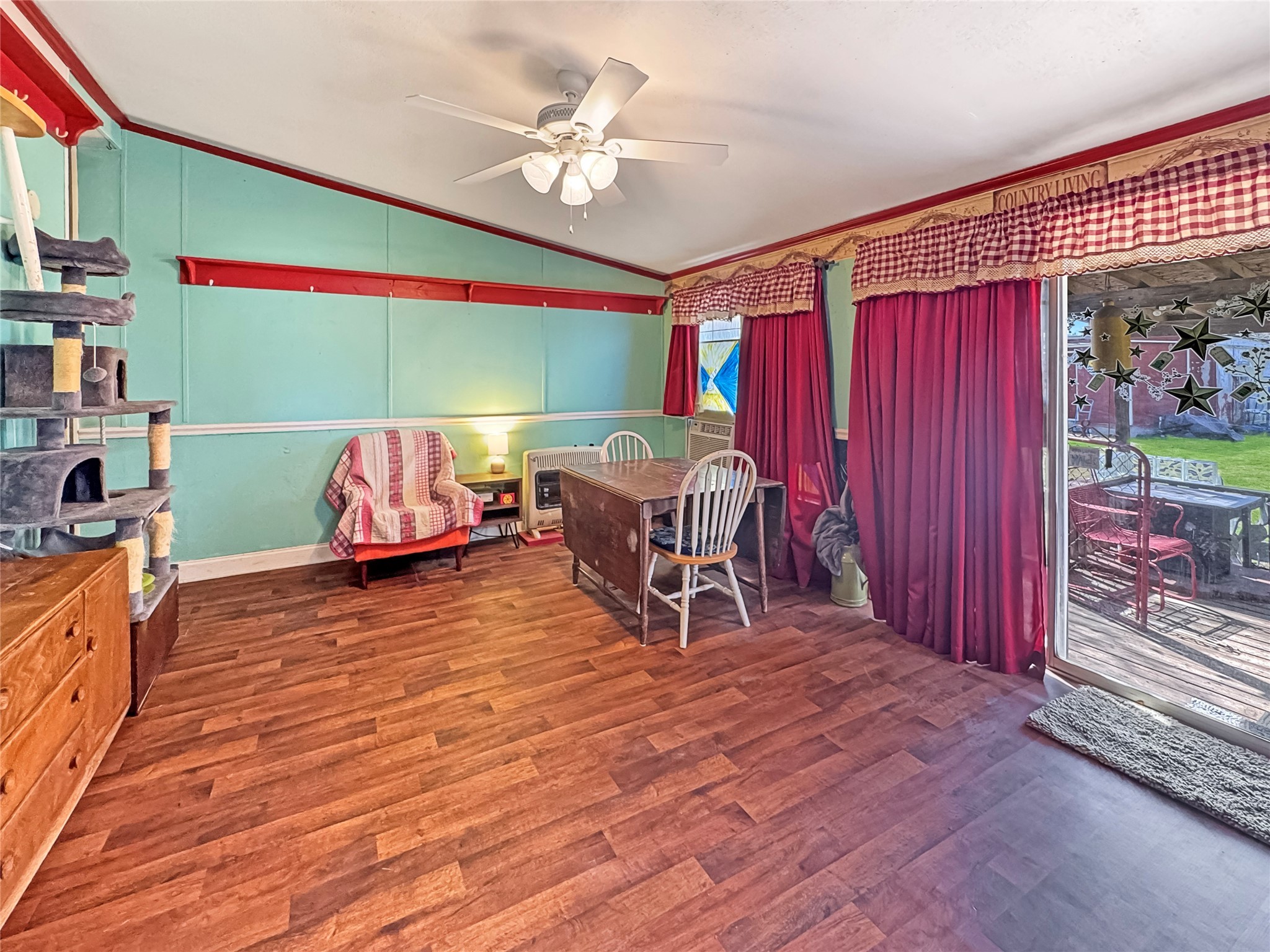 1791 County Road 3855 Poolville TX 76487