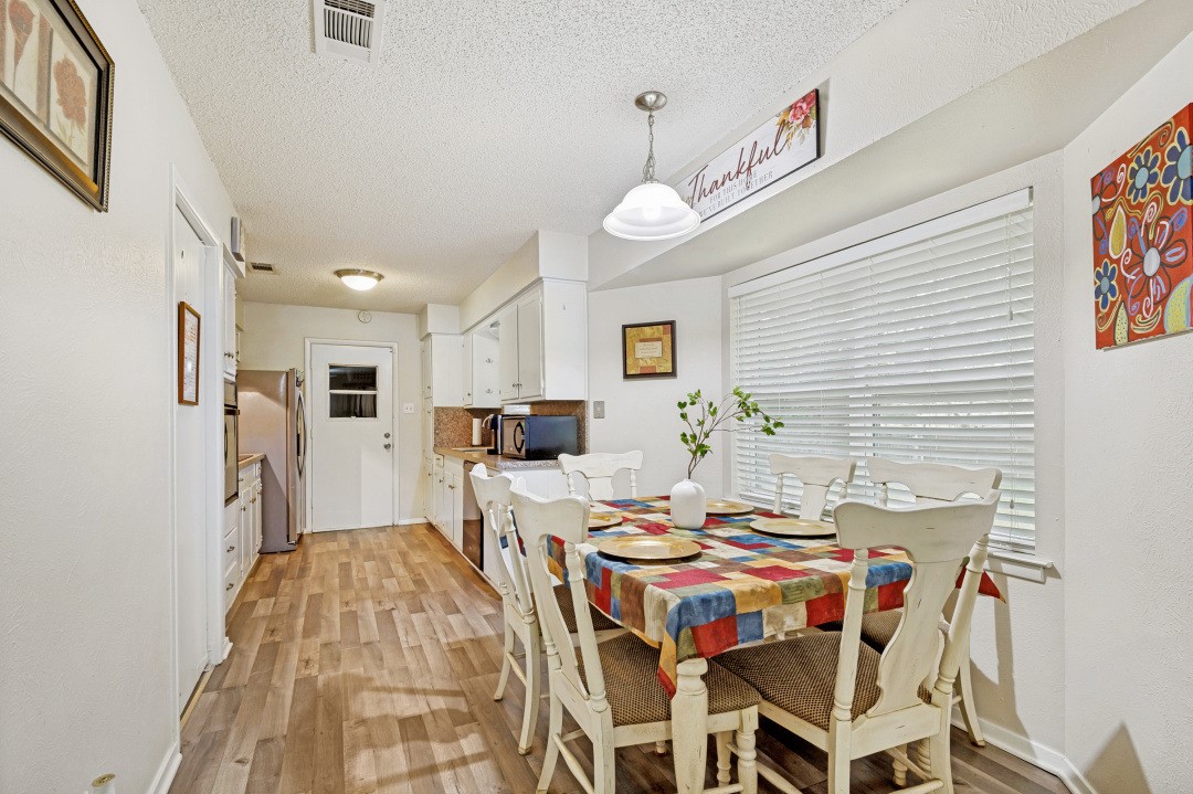 1008 Sherwood Drive Bedford TX 76022
