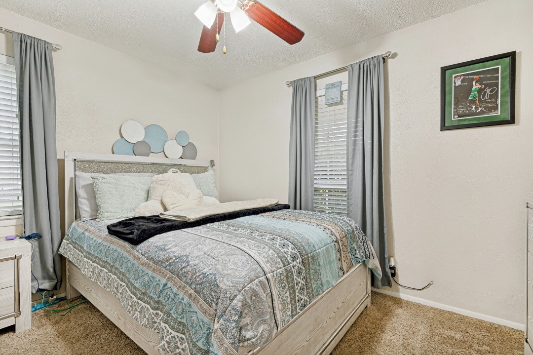 1008 Sherwood Drive Bedford TX 76022