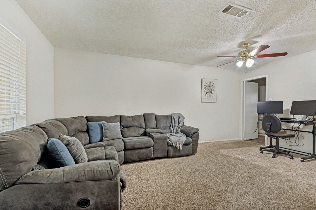 1008 Sherwood Drive Bedford TX 76022