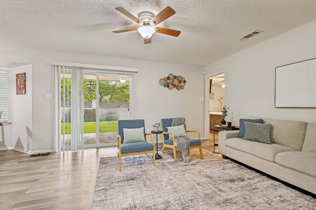 1008 Sherwood Drive Bedford TX 76022