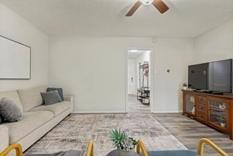 1008 Sherwood Drive Bedford TX 76022
