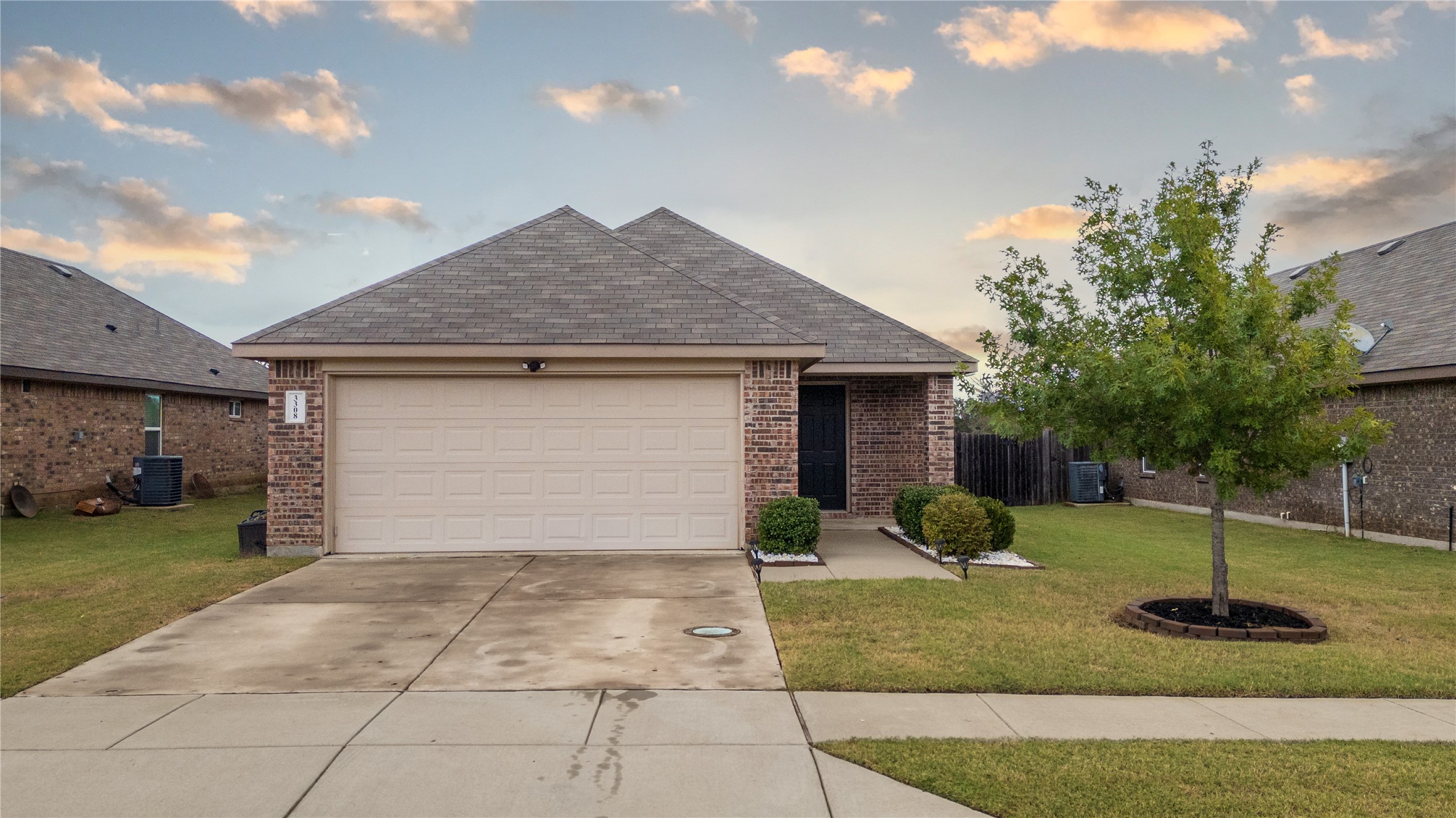 3308 Robin Road Ennis TX 75119