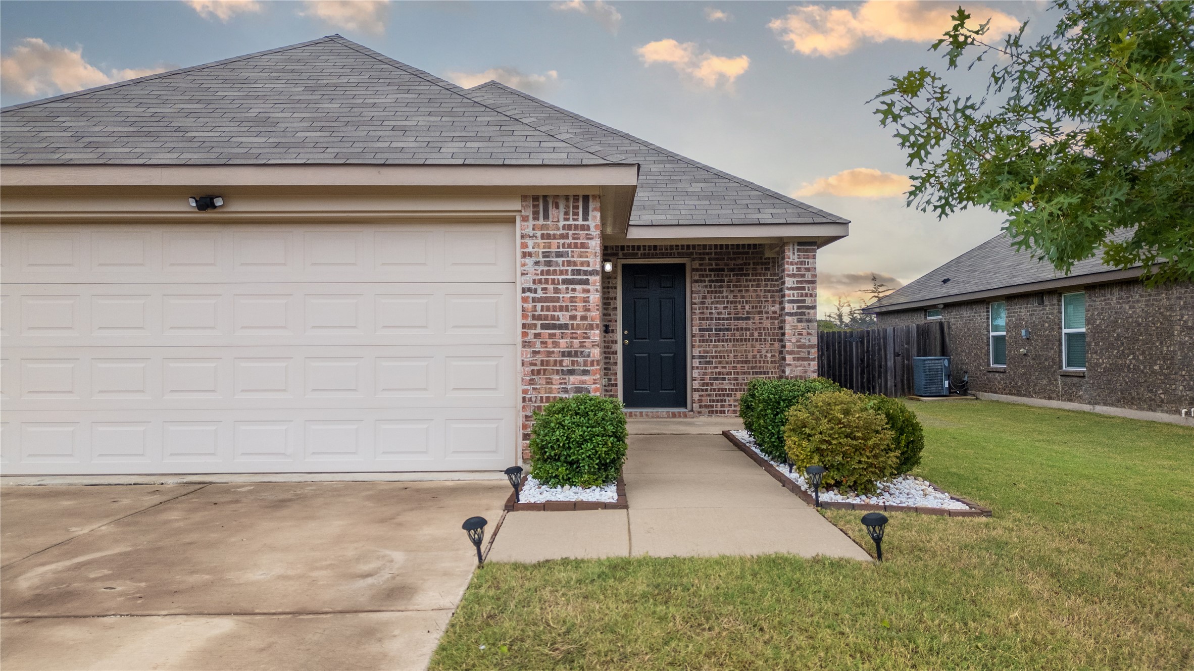 3308 Robin Road Ennis TX 75119