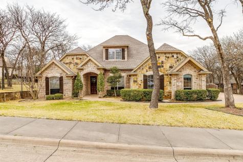 908 Kings Court Burleson TX 76028