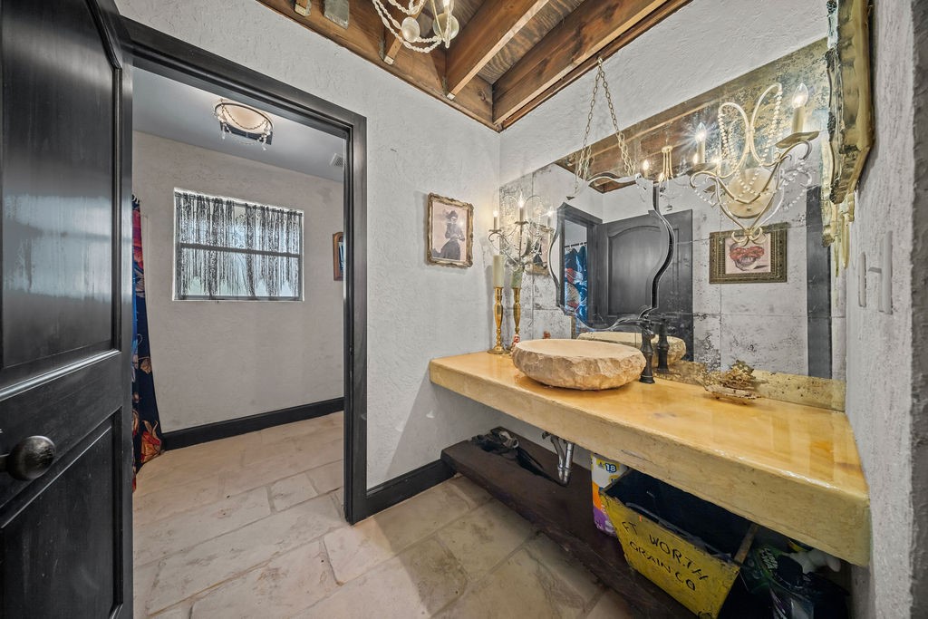 1122 County Road 3750 Hawkins TX 75765
