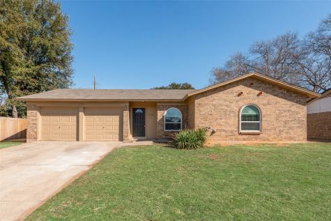 1124 Sherwood Drive Bedford TX 76022