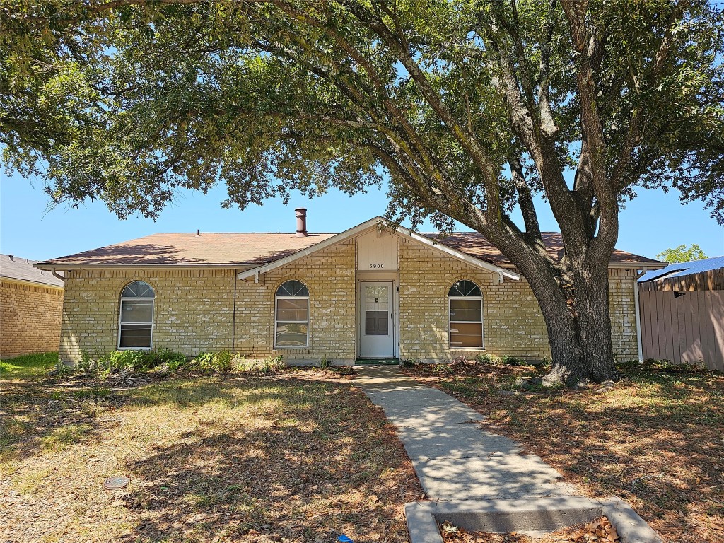5900 Redwood Lane Rowlett TX 75089