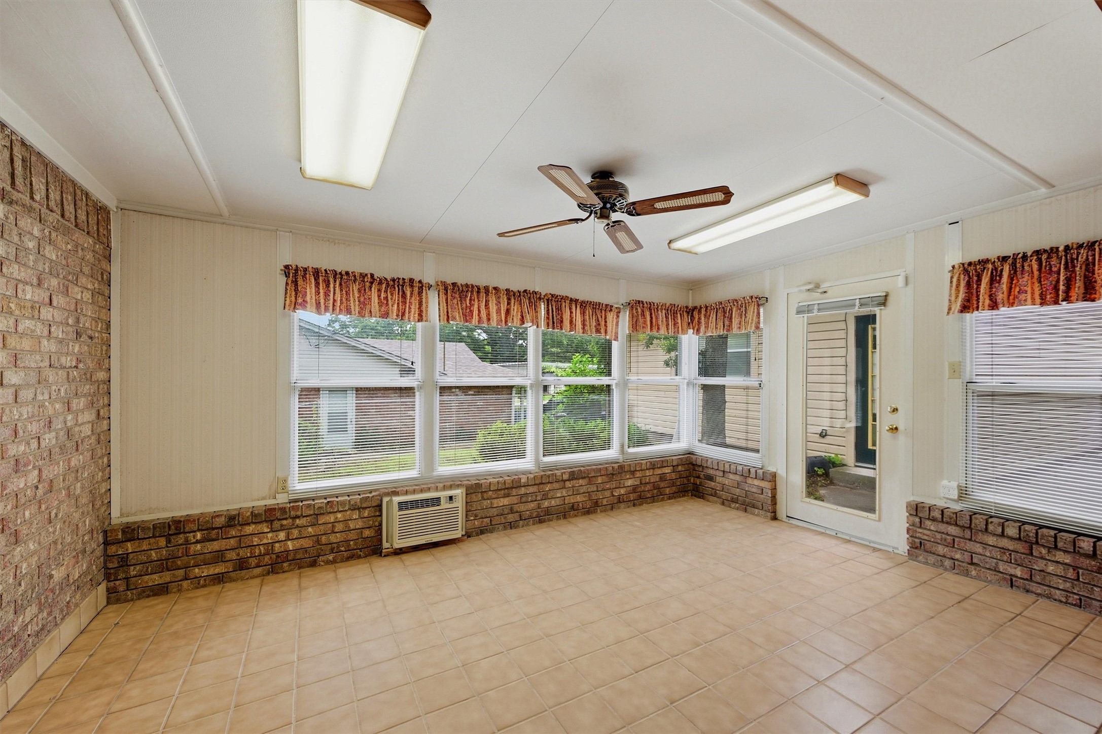 14 Circle Drive Denison TX 75021