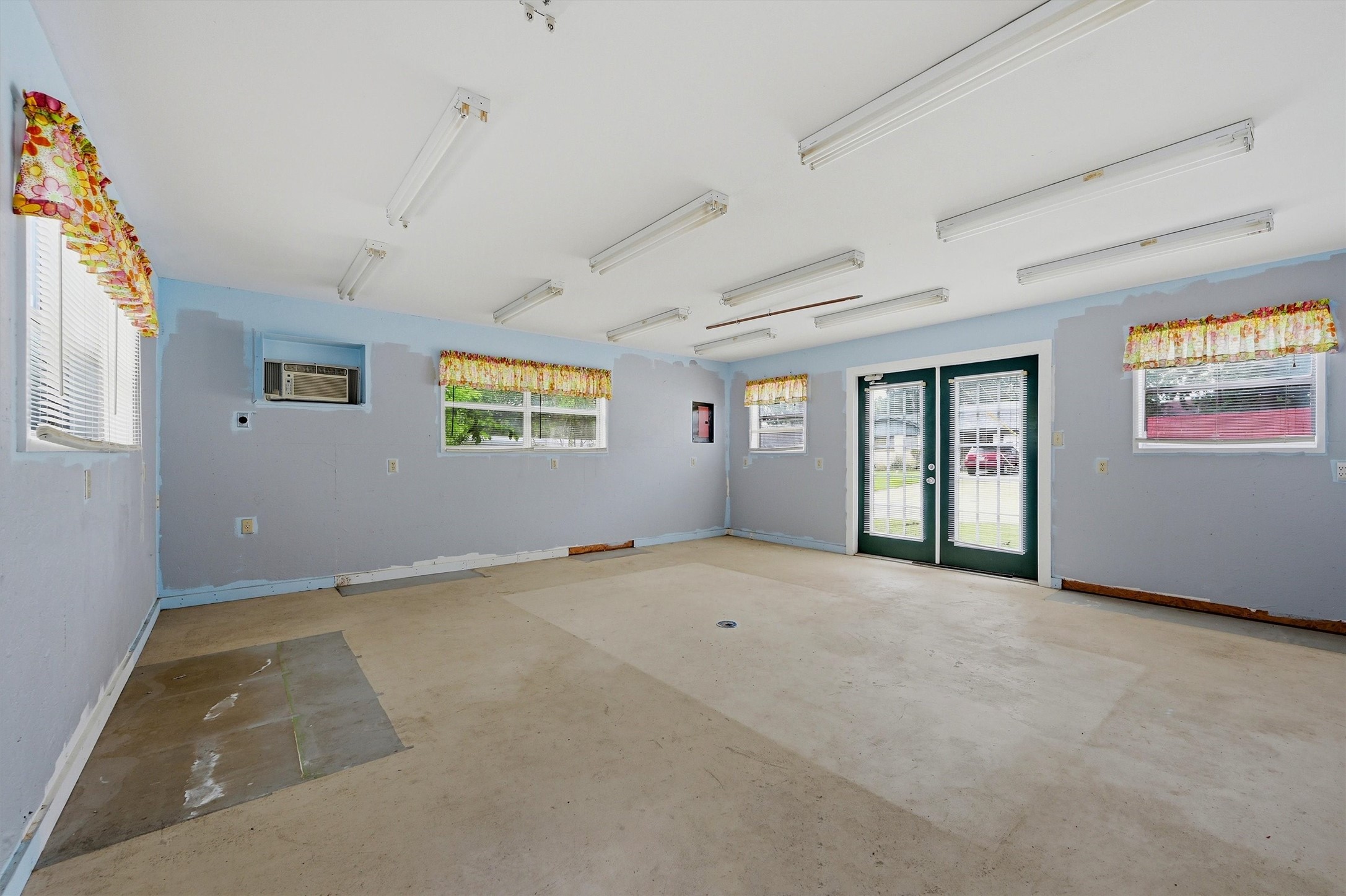 14 Circle Drive Denison TX 75021