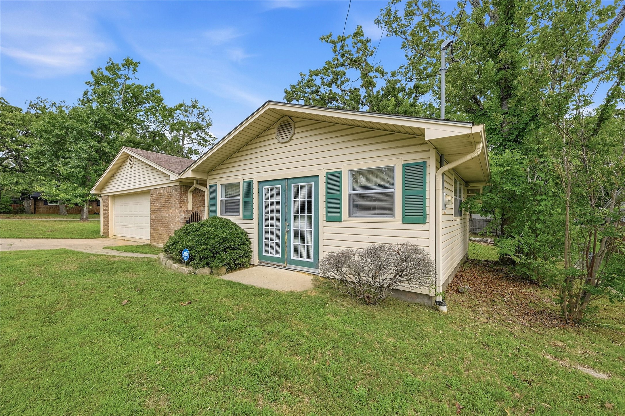 14 Circle Drive Denison TX 75021