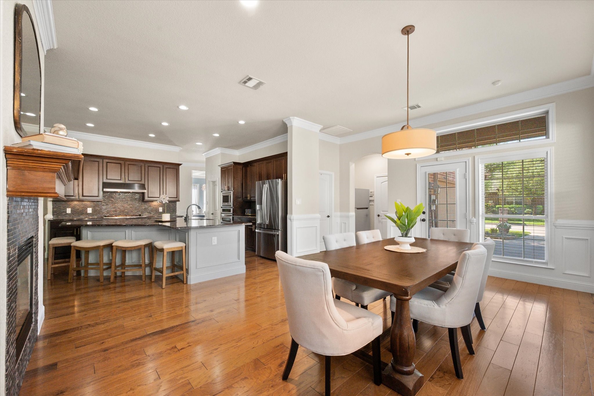 2711 Stonebriar Court Arlington TX 76001
