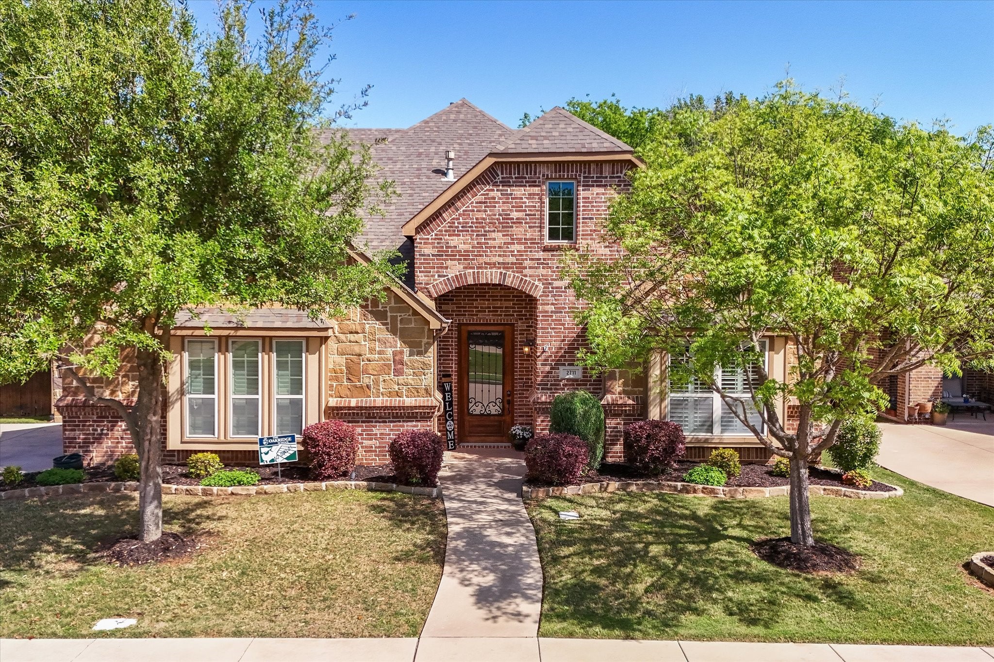 2711 Stonebriar Court Arlington TX 76001