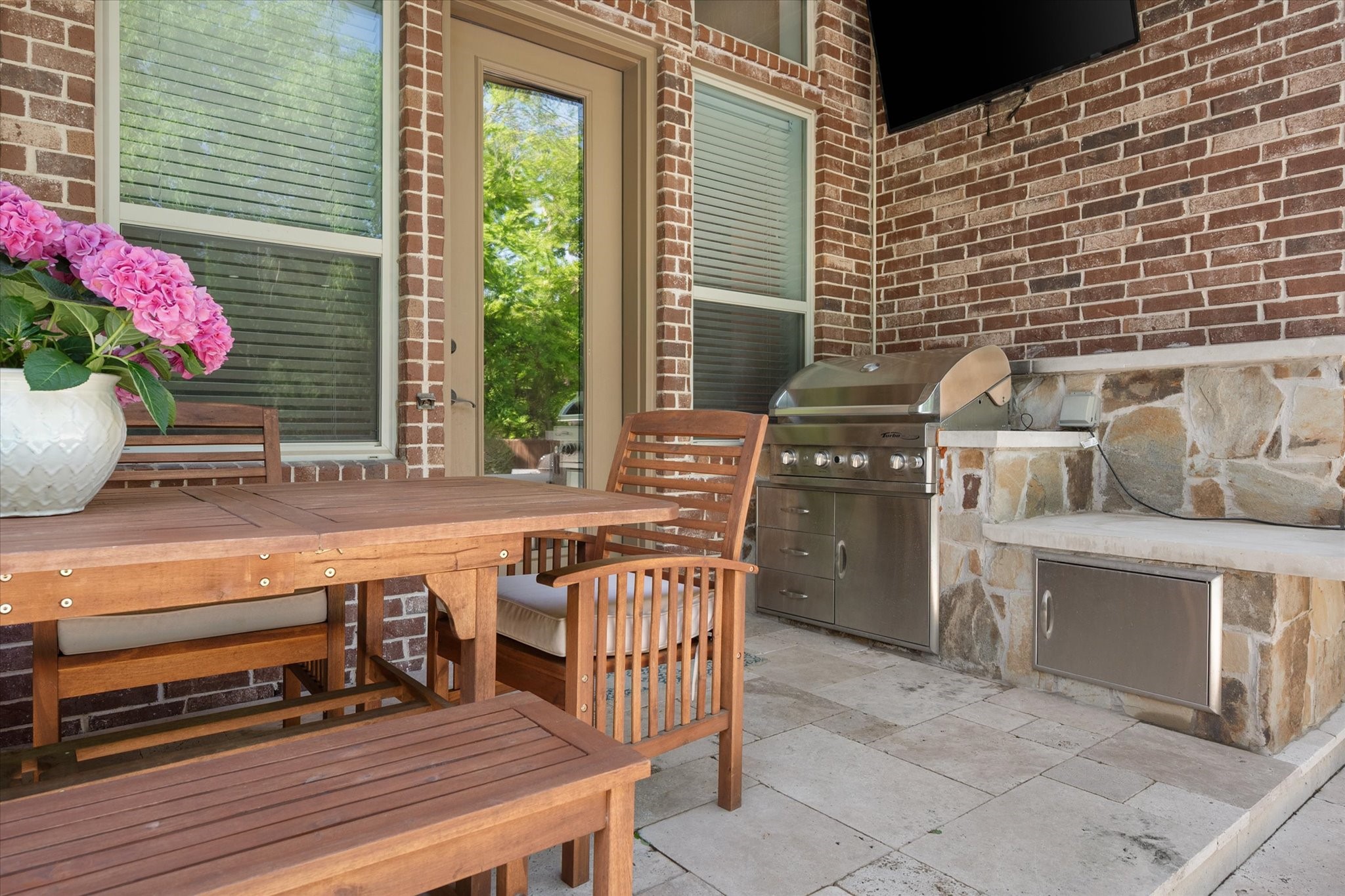 2711 Stonebriar Court Arlington TX 76001