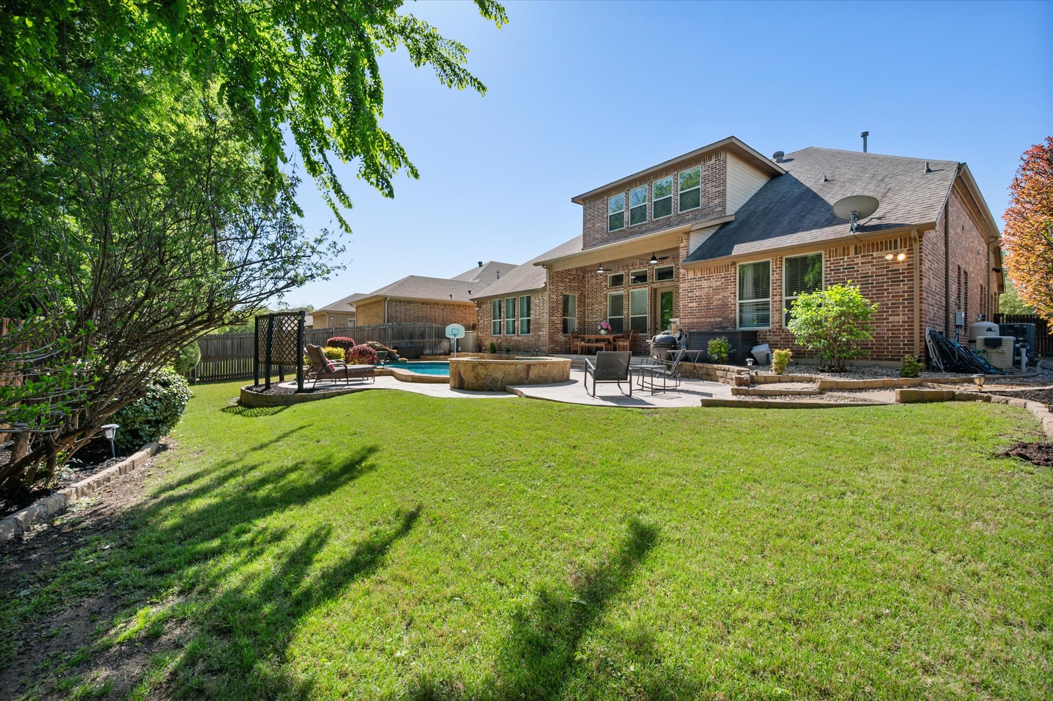 2711 Stonebriar Court Arlington TX 76001