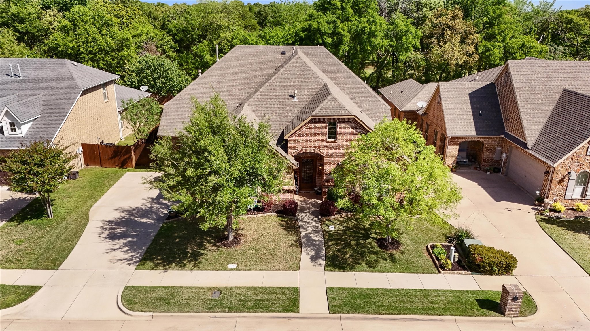 2711 Stonebriar Court Arlington TX 76001