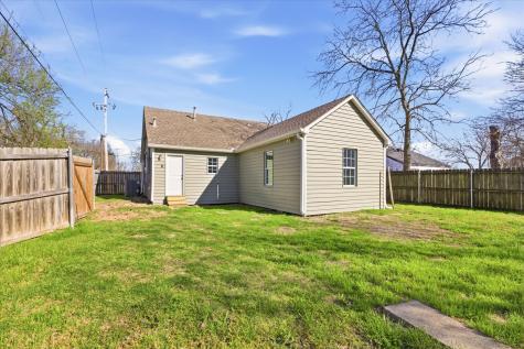 303 N Connett Street Leonard TX 75452