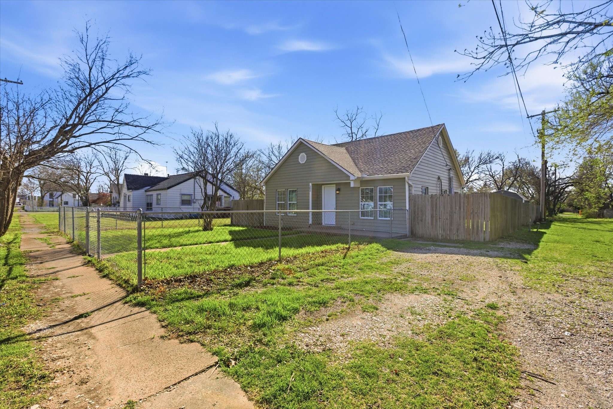 303 N Connett Street Leonard TX 75452