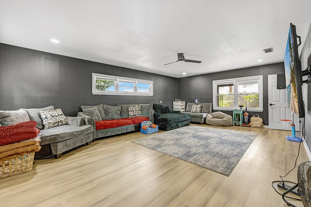 2120 Magnolia Street Texarkana TX 75501