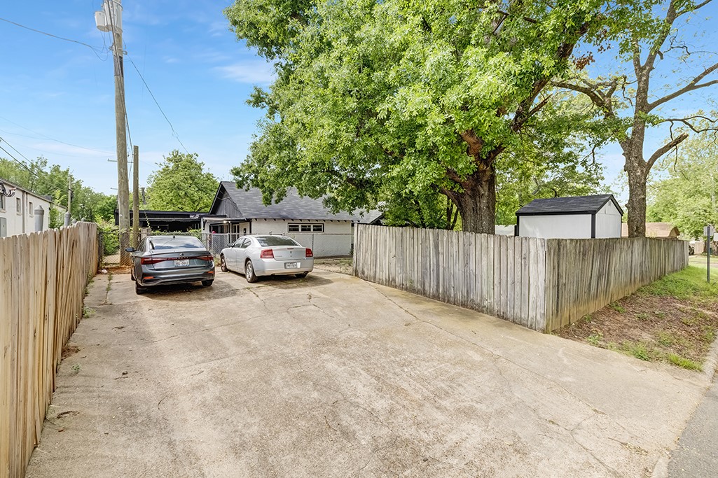 2120 Magnolia Street Texarkana TX 75501