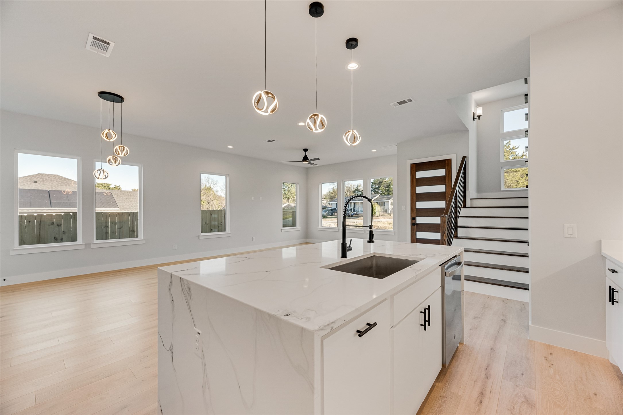 2515 Fatima Avenue Dallas TX 75241