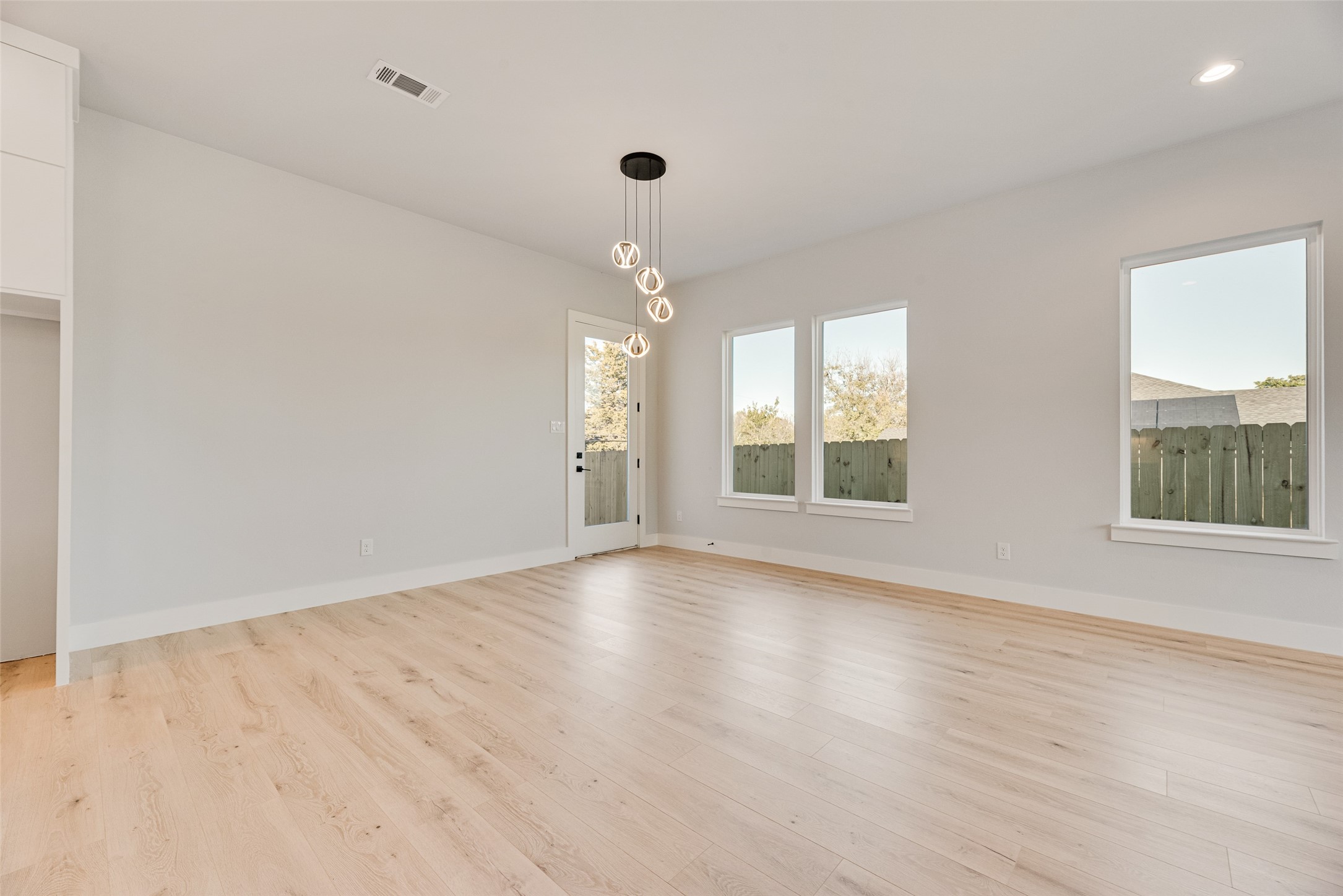 2515 Fatima Avenue Dallas TX 75241