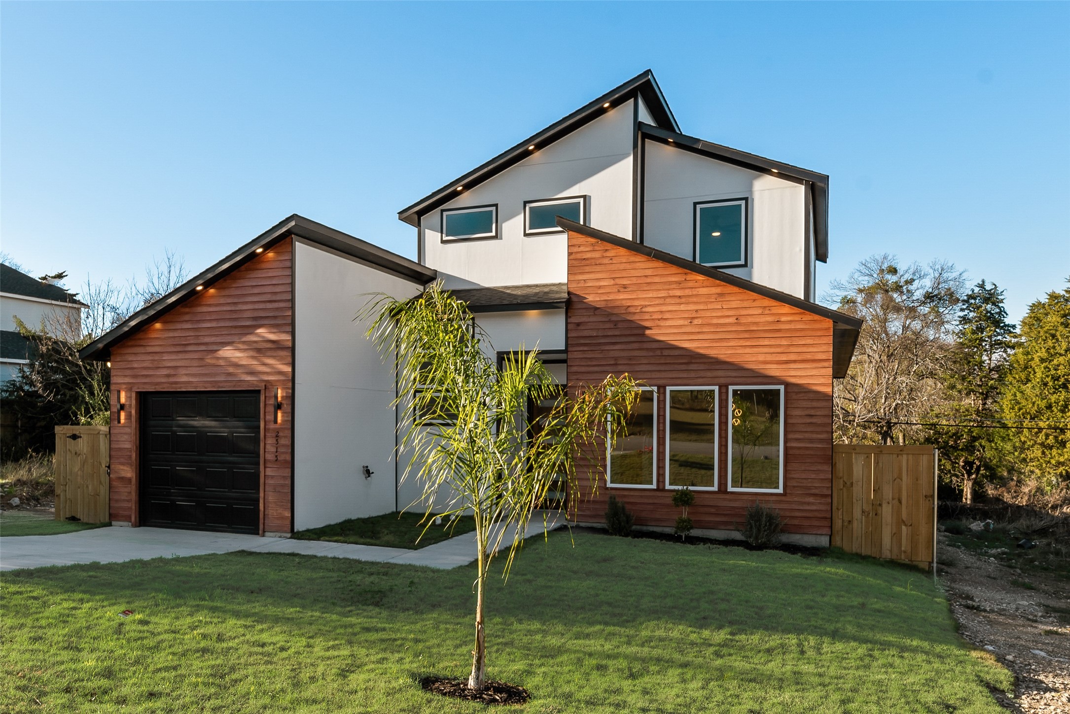 2515 Fatima Avenue Dallas TX 75241