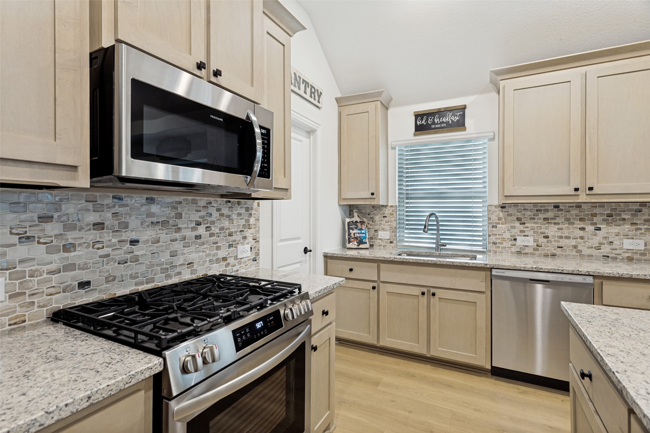 228 Shawnee Trail Alvarado TX 76009