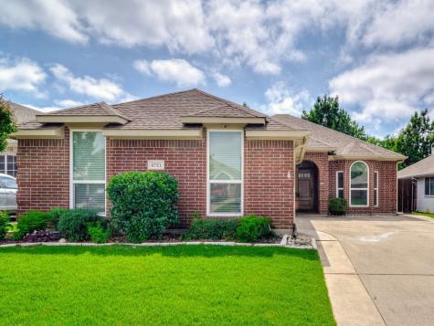 4721 Feldman Drive Carrollton TX 75010