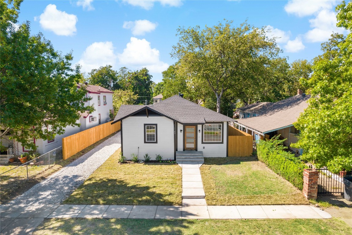1103 S Glasgow Drive Dallas TX 75223