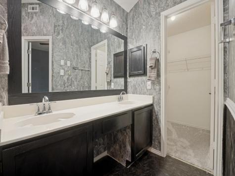 3335 Kelley Drive Grand Prairie TX 75052