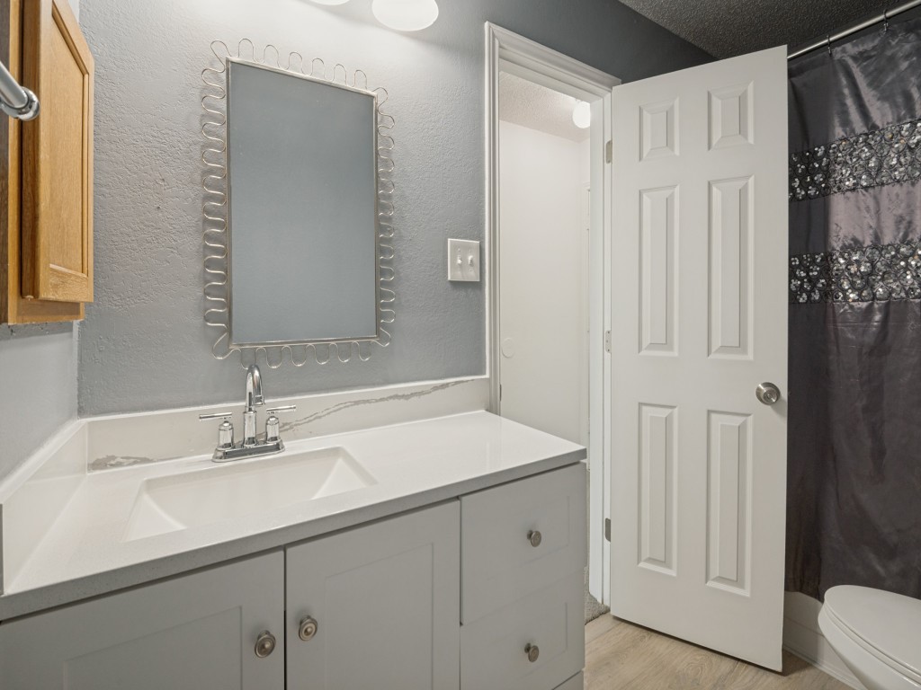3335 Kelley Drive Grand Prairie TX 75052