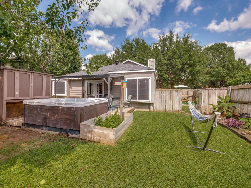 3335 Kelley Drive Grand Prairie TX 75052