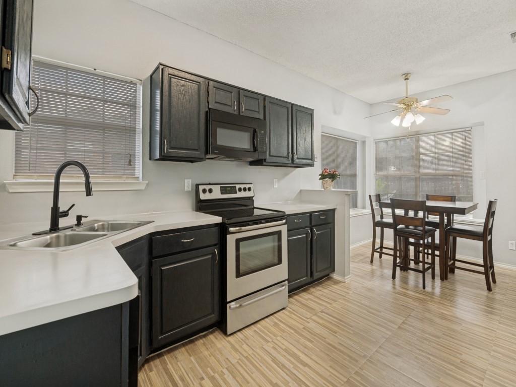 3335 Kelley Drive Grand Prairie TX 75052